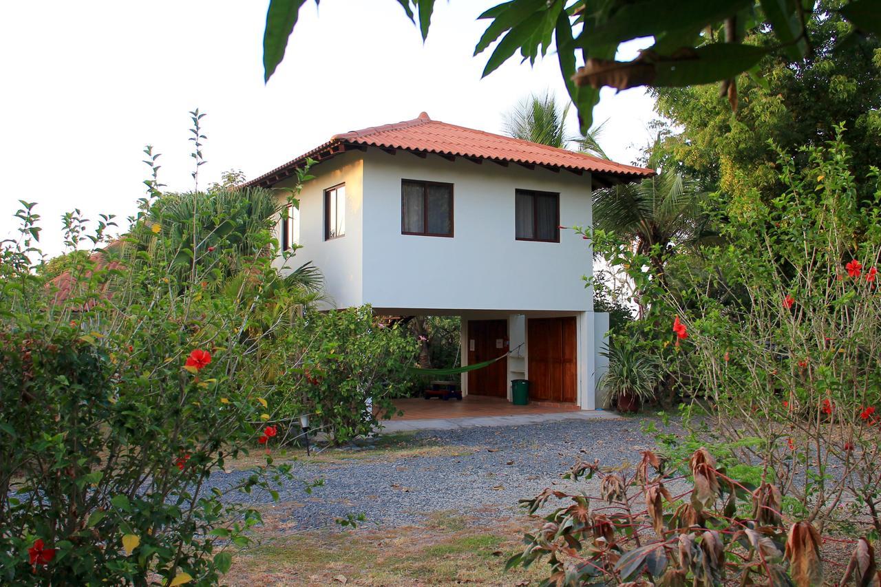Cabanas La Casa De Pucha Pedasi Town Exterior foto